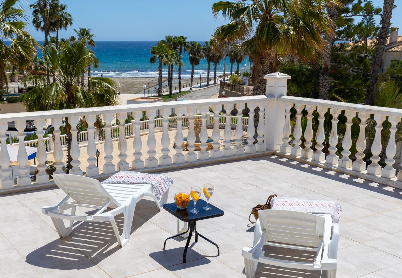 Villa en Orihuela Costa - Fidalsa Grand Mediterranean Beachfront