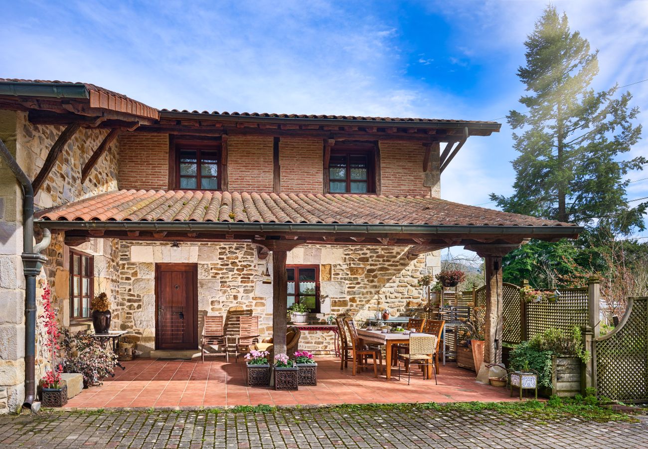Casa rural vasca en Vizcaya para tus vacaciones
