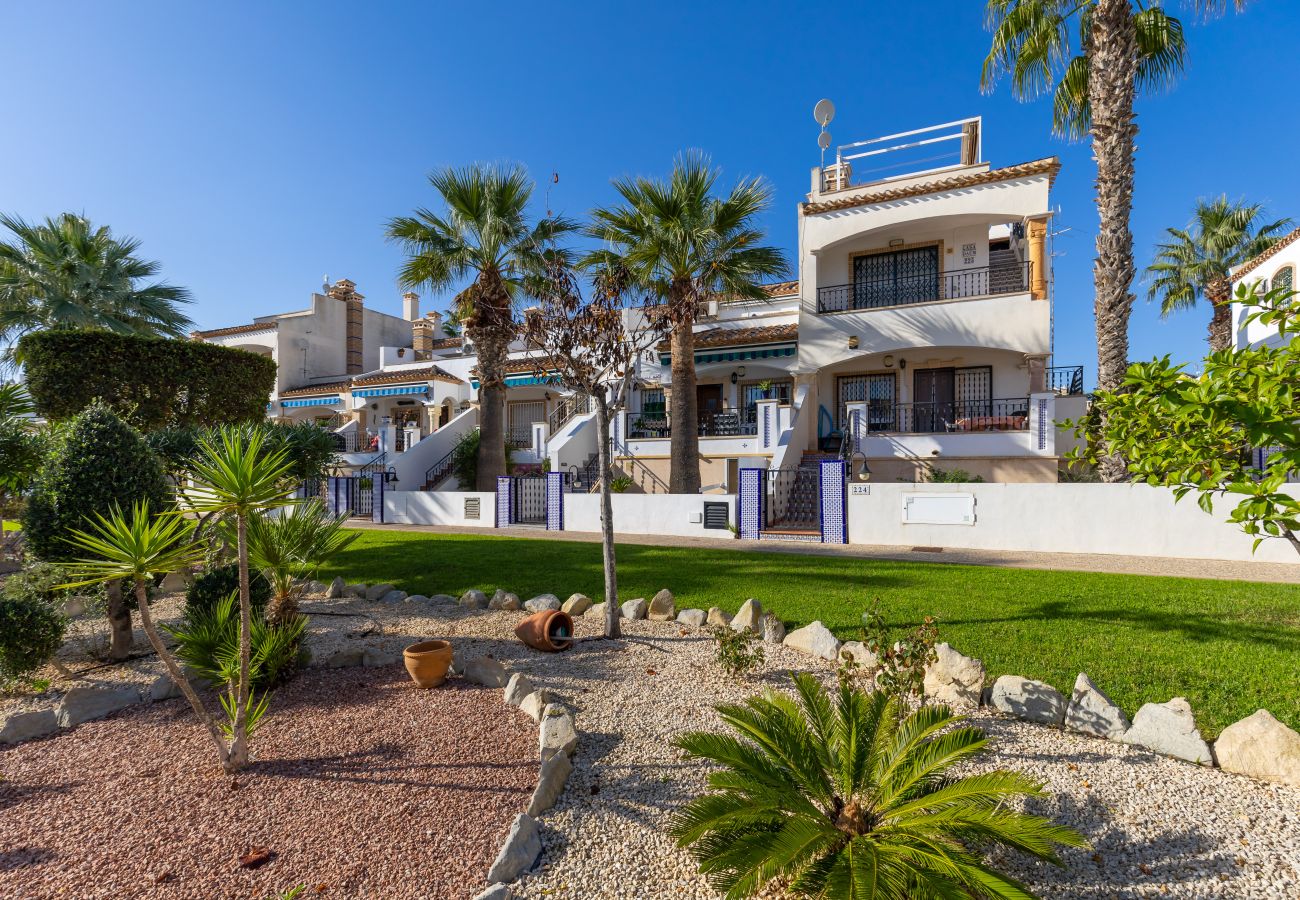 Villa en Orihuela Costa - Infinity Haven by Fidalsa