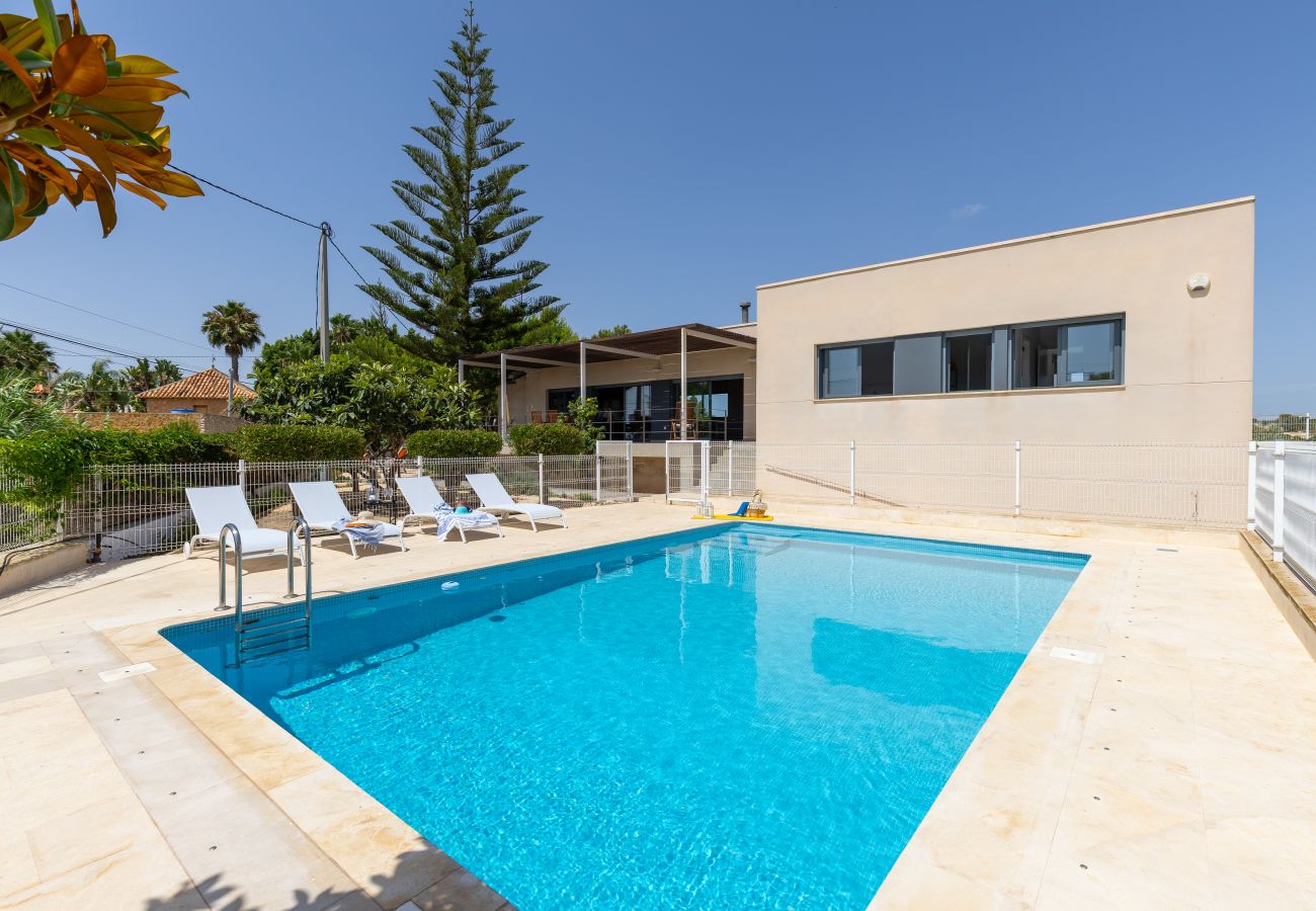 Villa in Los Montesinos - Sunshine Villa by Fidalsa