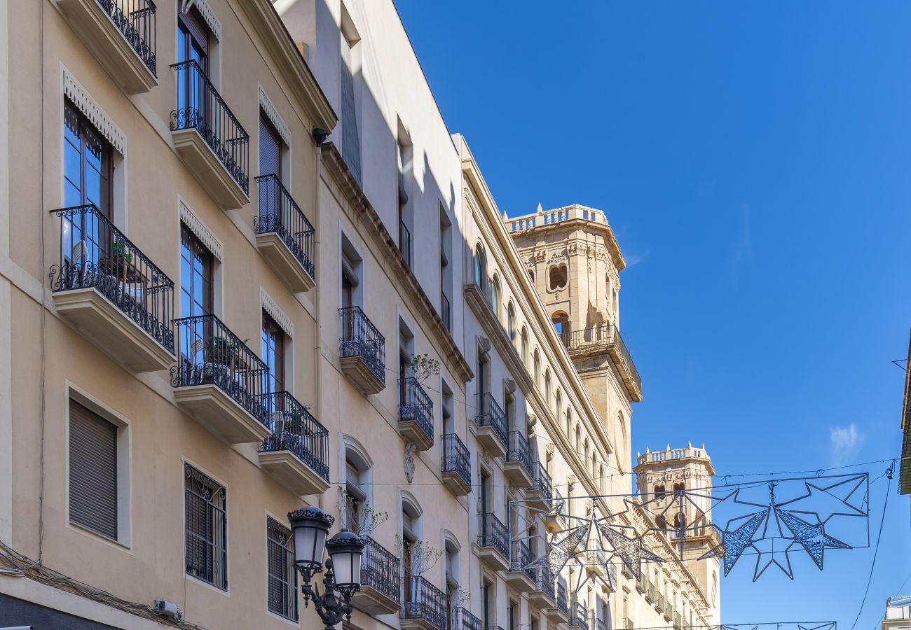 Ferienwohnung in Alicante -  Elegance CityScape