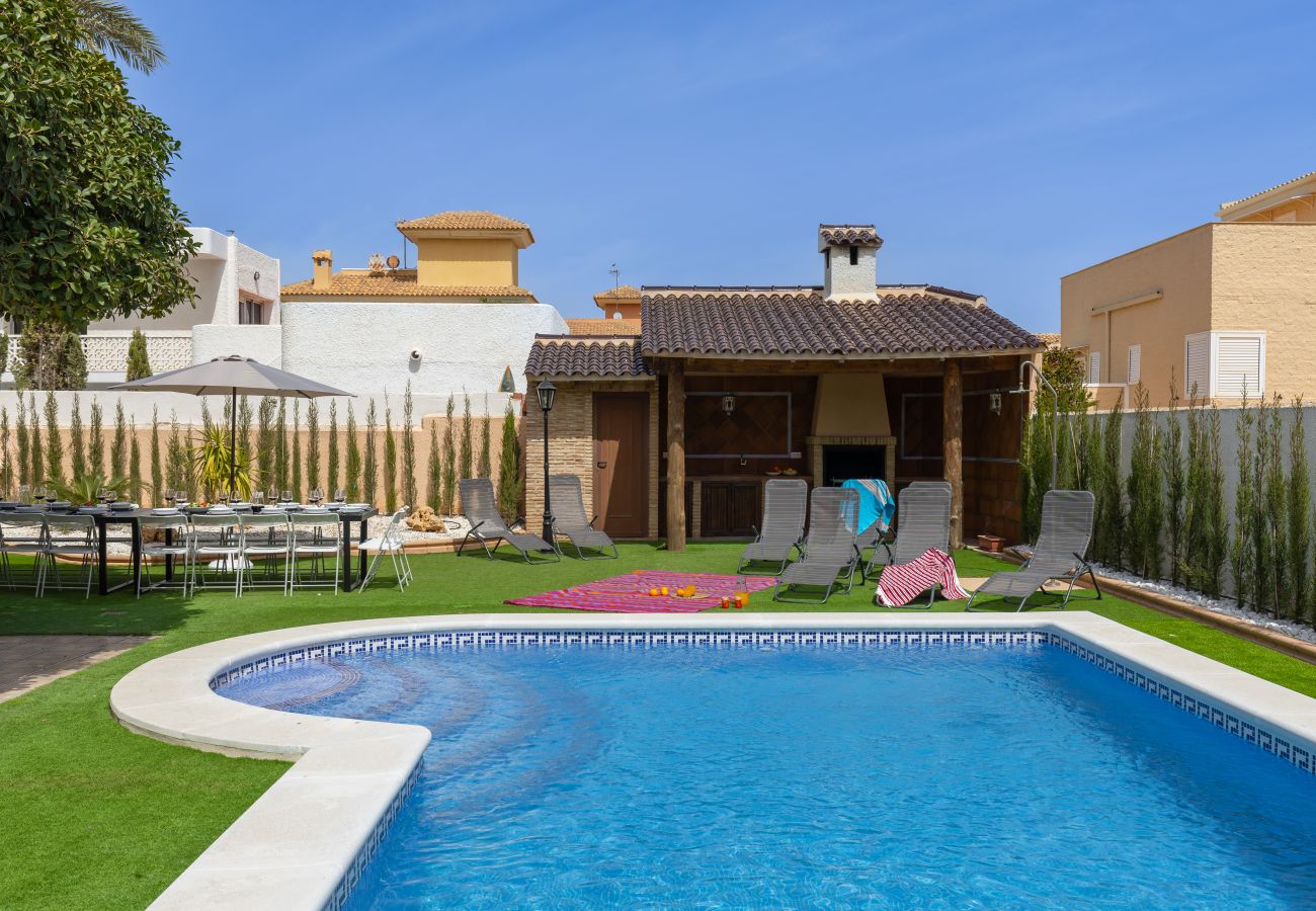 Villa in Manga del Mar Menor - Seaside Elegance by Fidalsa