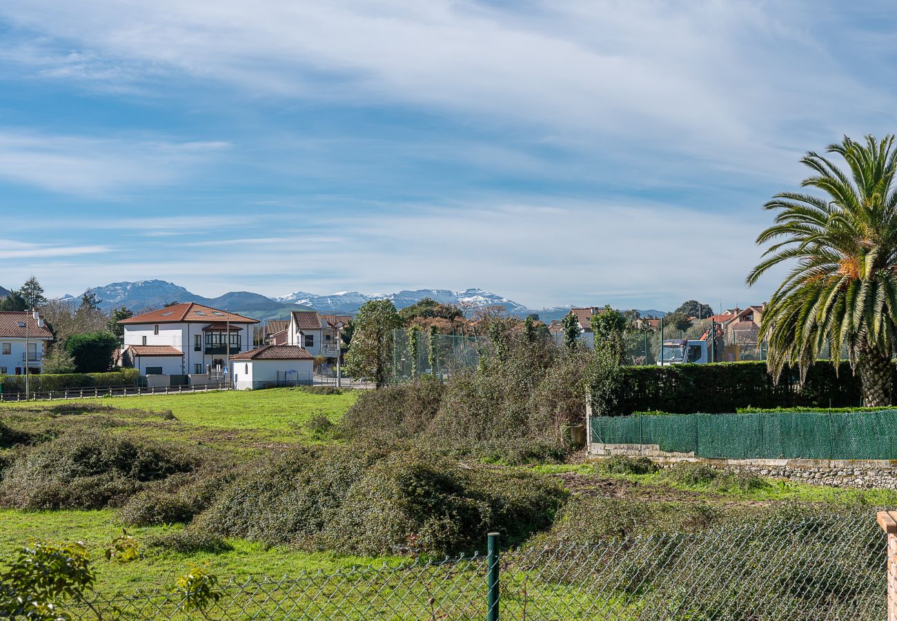 Stadthaus in Argoños - Seaside Retreat by Fidalsa