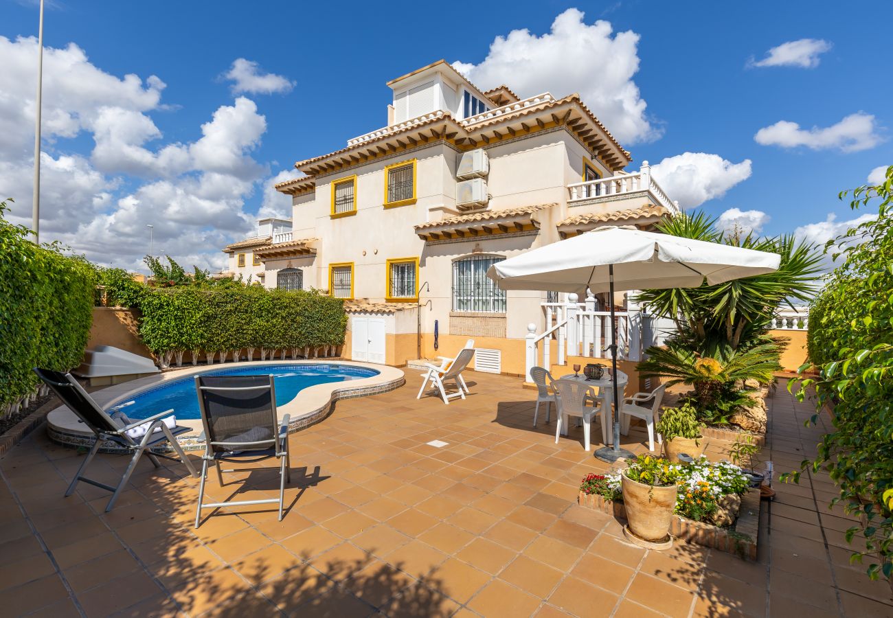 Villa in Orihuela Costa - Honey Life Villa by Fidalsa