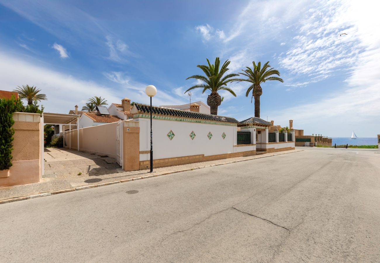 Villa à Torrevieja - Windows to the Sea by Fidalsa